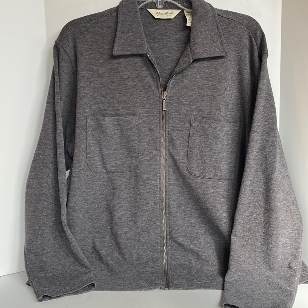 Eddie Bauer zip front two pocket heavier weight knit boxy fit jacket size large